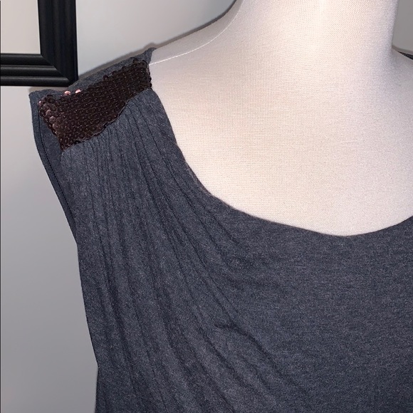 Dress - Picture 2 of 5